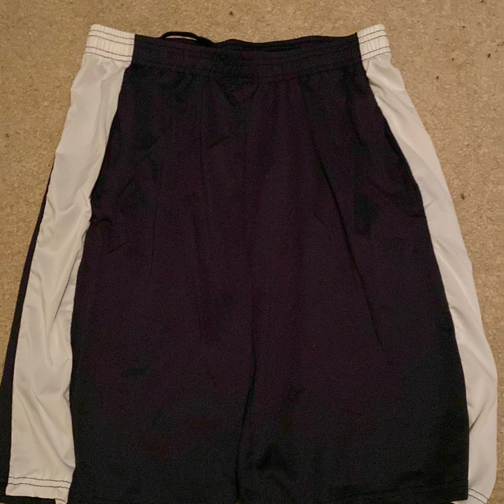 Men’s size medium athletic shorts